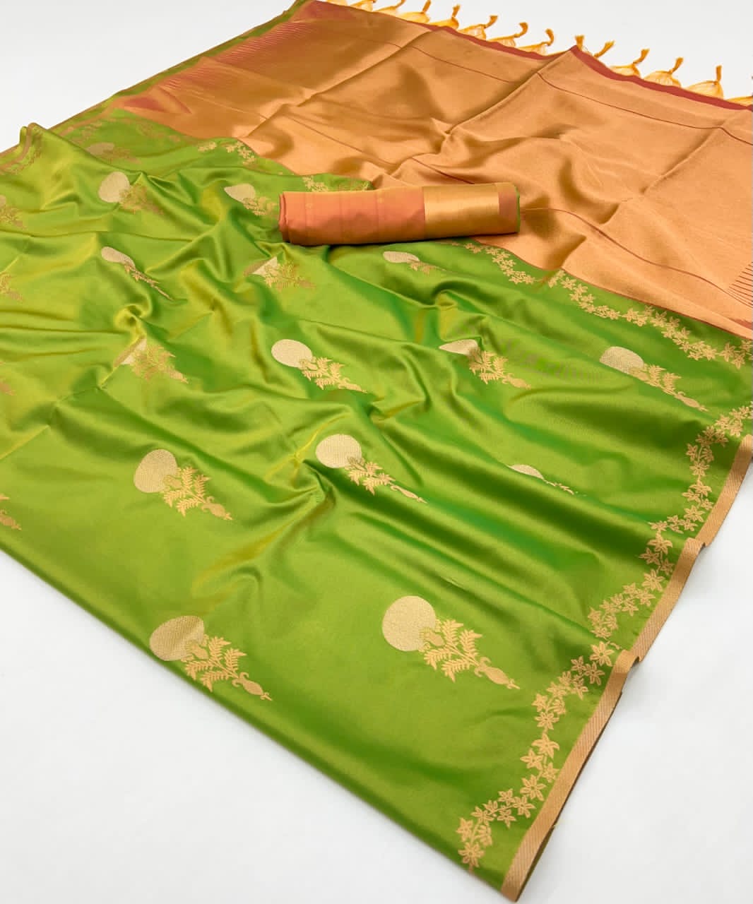 Parrot Green Kanjivaram Silk Readymade/Easy Saree - Panaash Saree