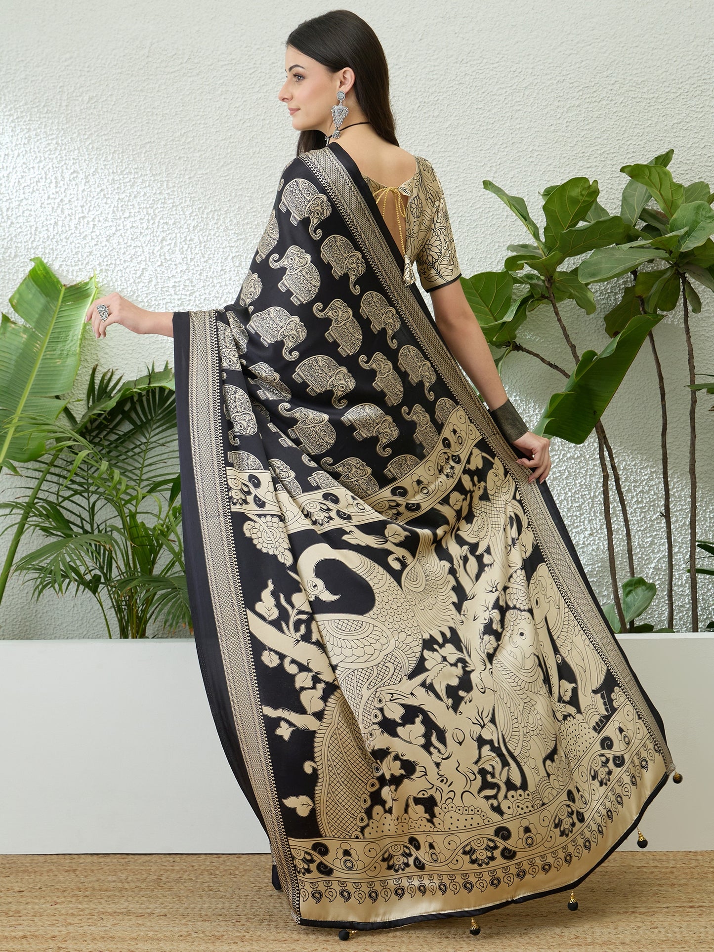Black & Beige Crepe Silk Readymade/Easy Saree - Panaash Saree