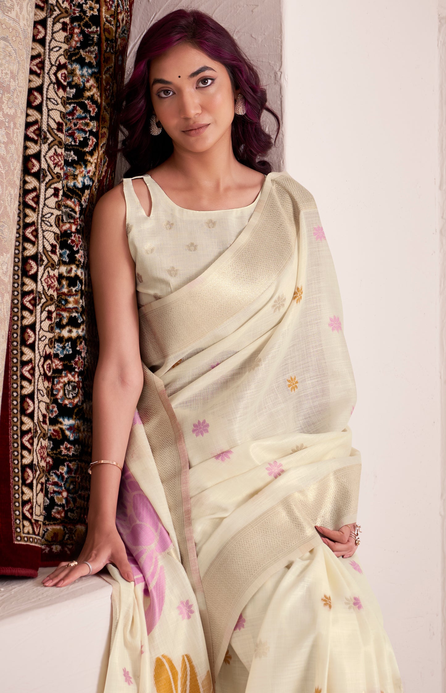 Off-White Linen Office Wear Readymade/Easy Saree
