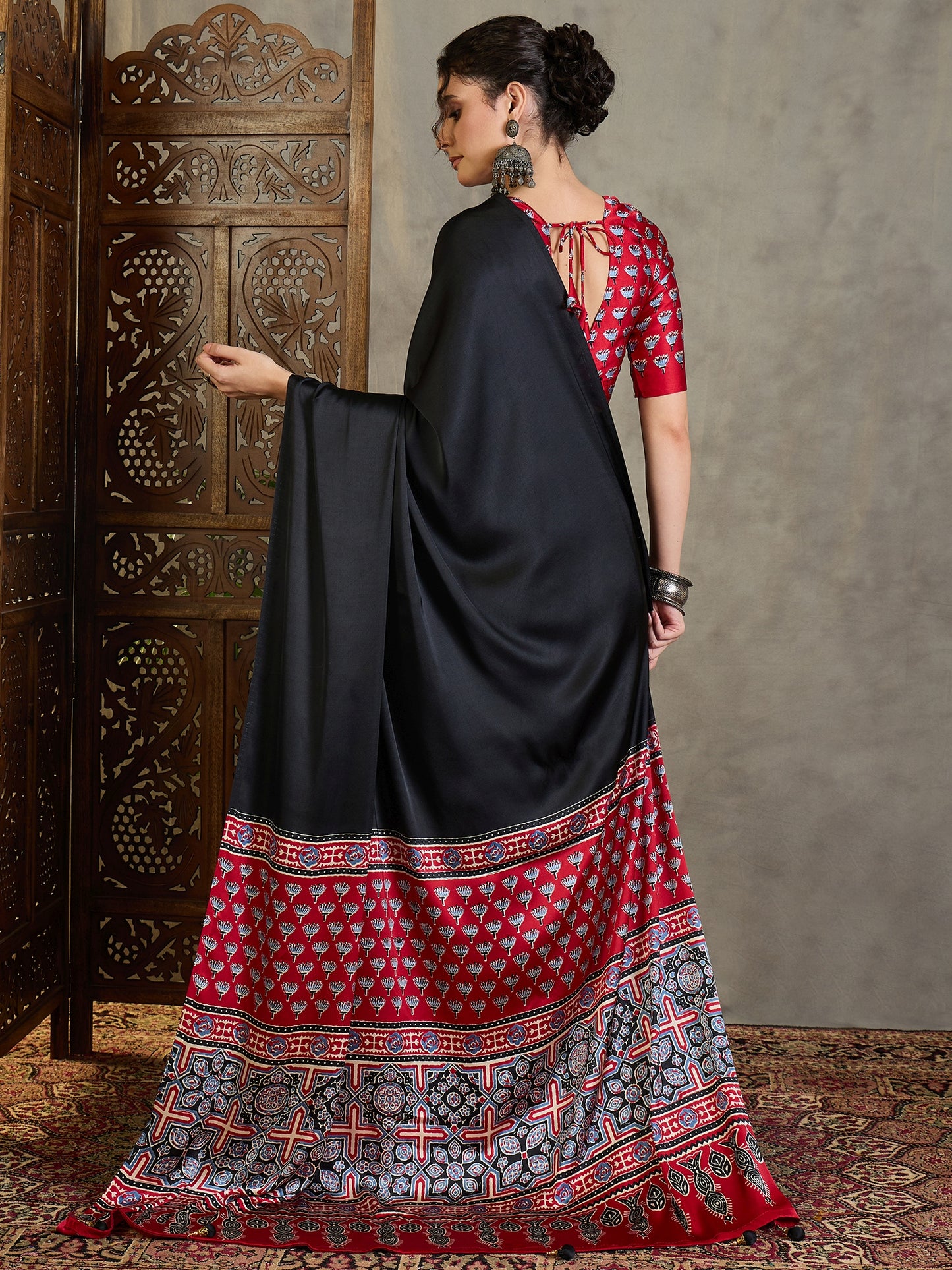 Black & Red Crepe Silk Readymade/Easy Saree - Panaash Saree