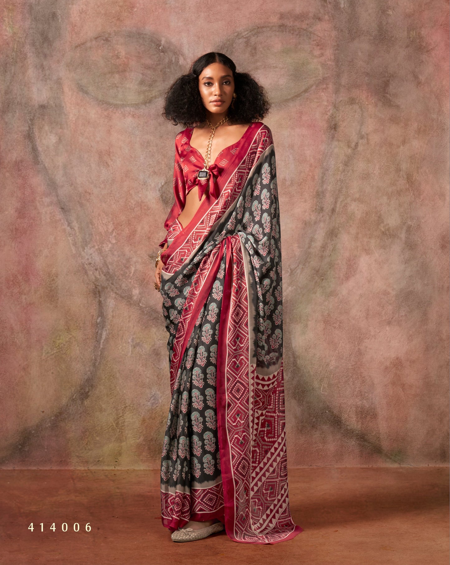 Black Georgette Readymade/Easy Saree