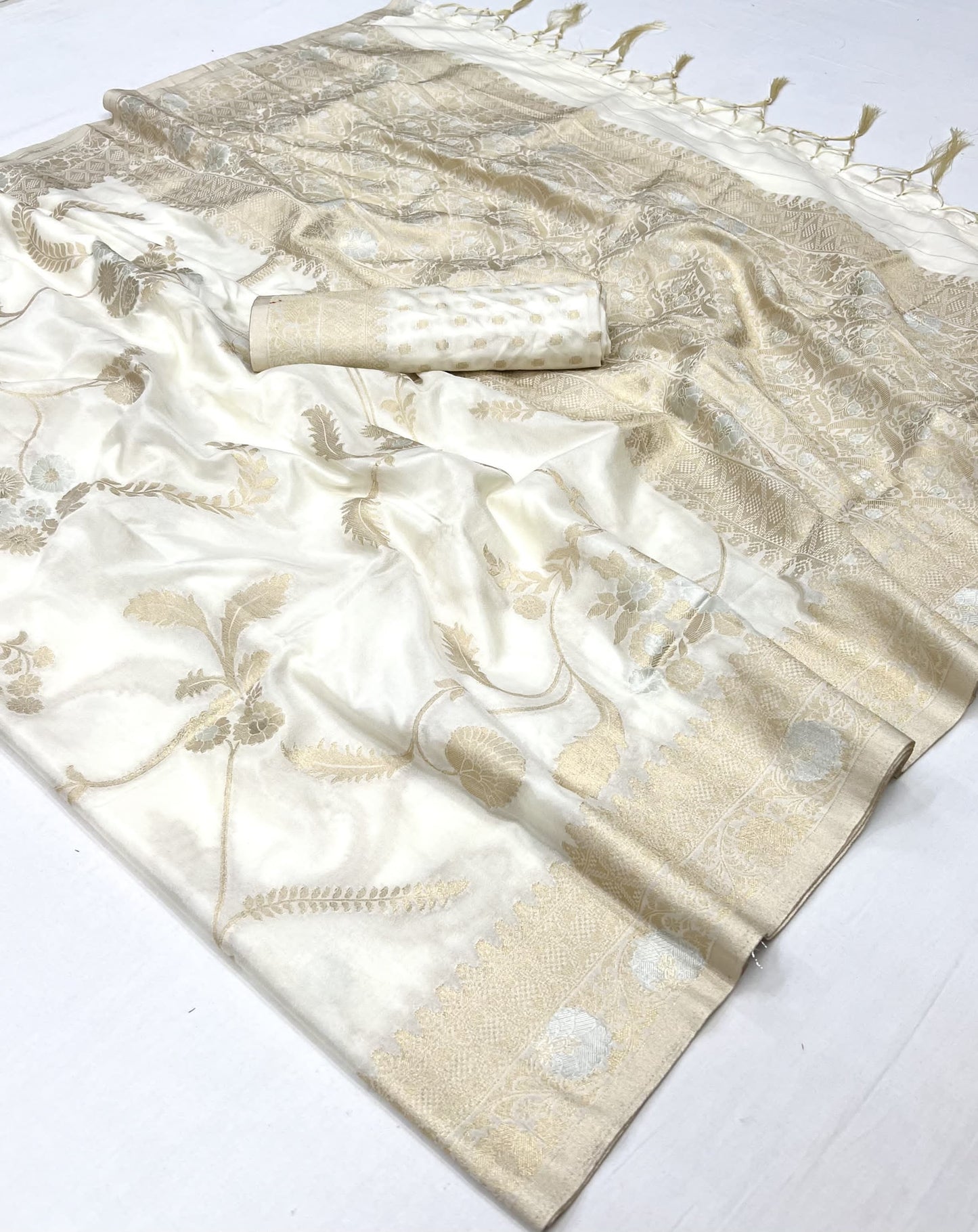 Off White Color Soft Silk Readymade/Easy Saree