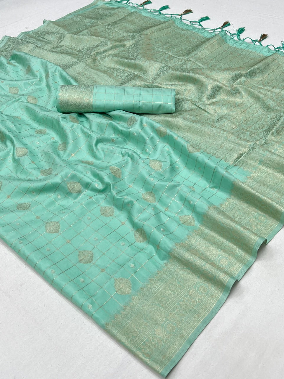 Green Color Kataan Silk Readymade/Easy Saree