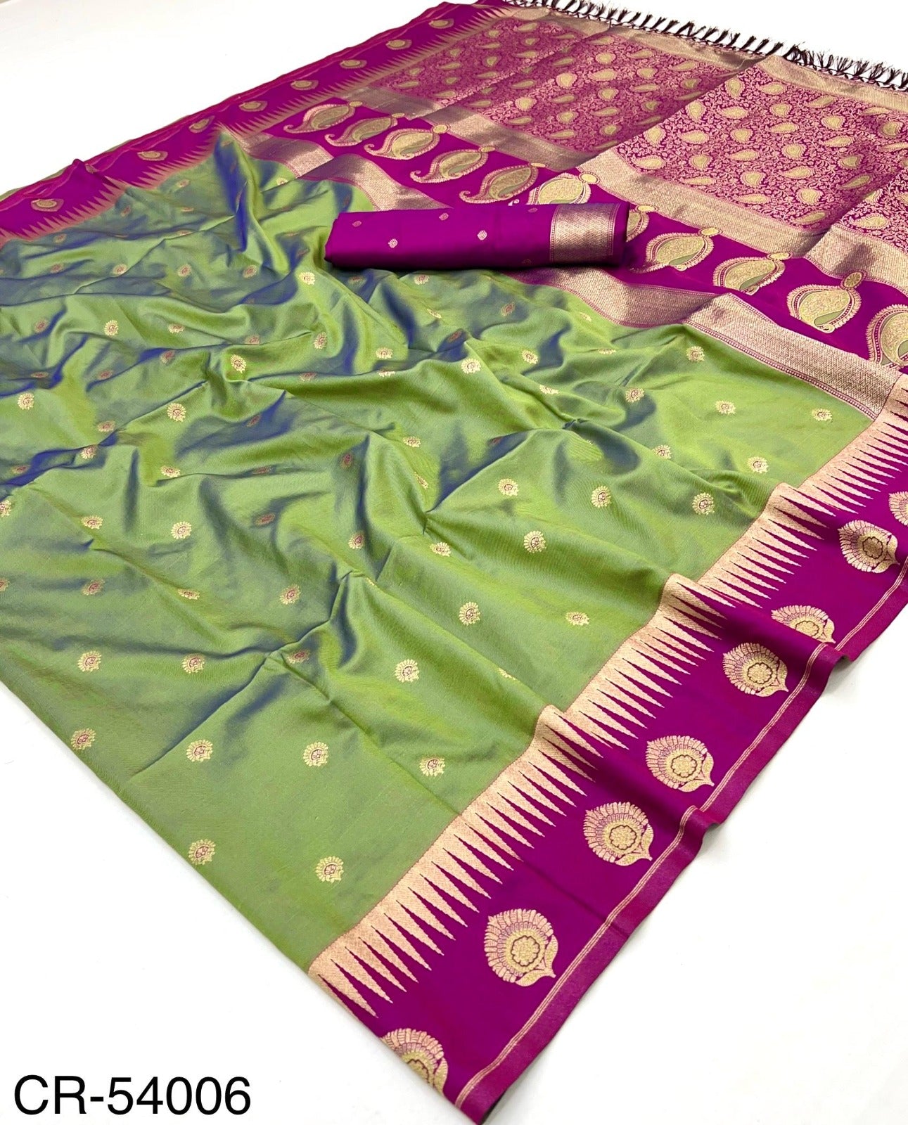 Green Banarasi Silk Readymade/Easy Saree
