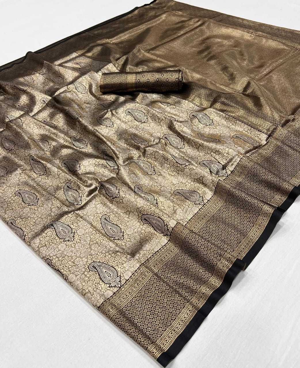 Black Kanjivaram Silk Readymade/Easy Saree
