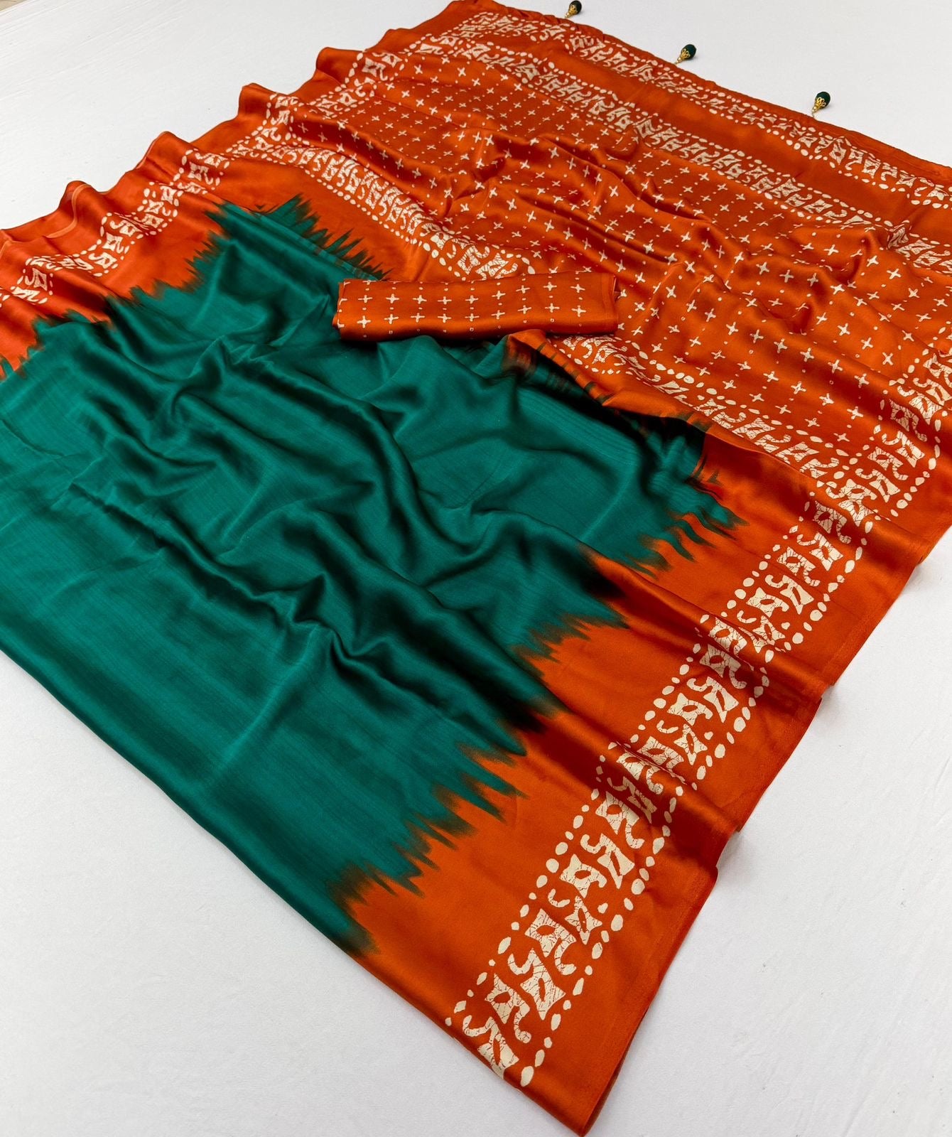 Green Crepe Silk Ready To Wear/Easy Saree - Panaash Saree