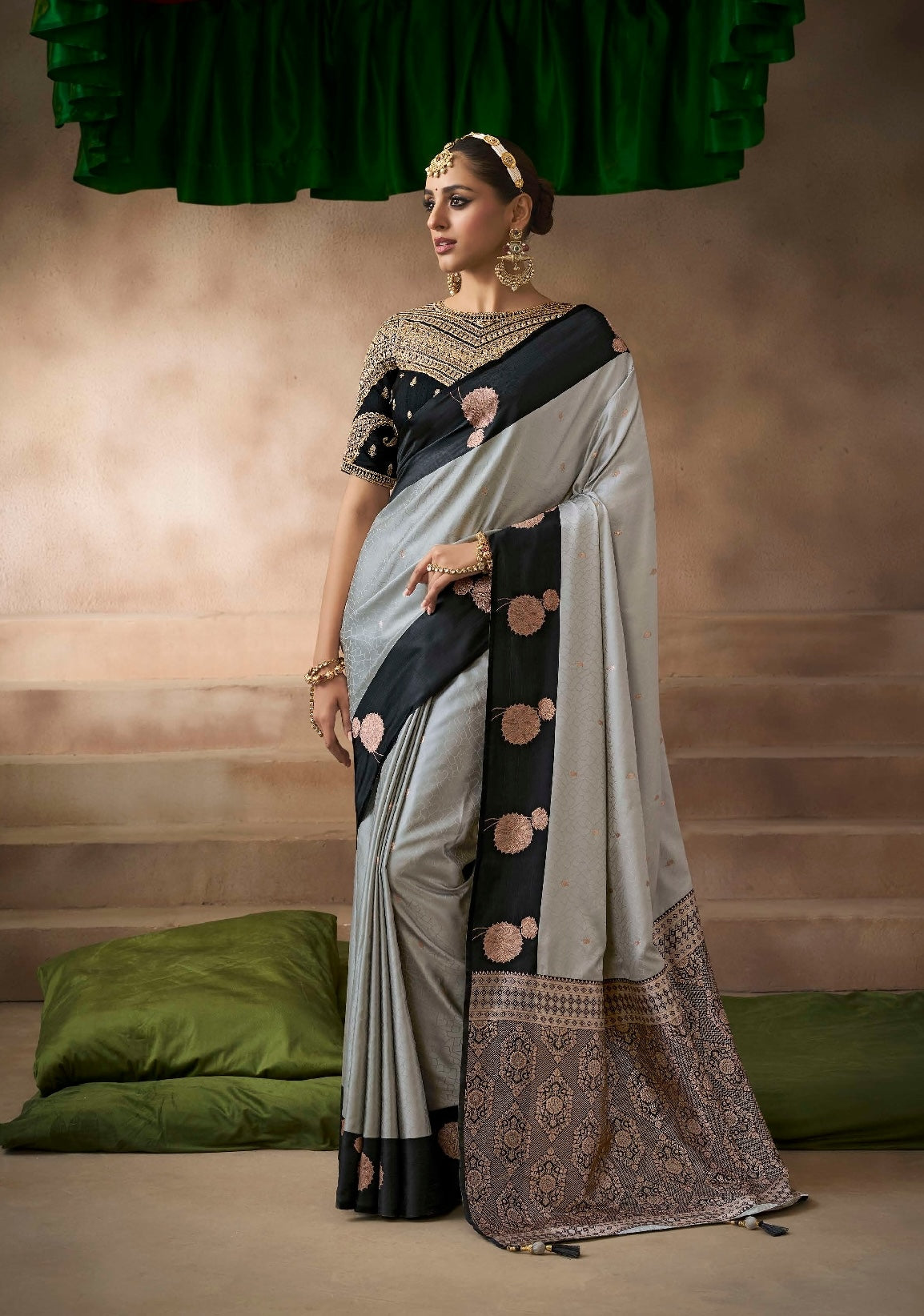 Grey Color Designer Kanjivaram Readymade/Easy Saree