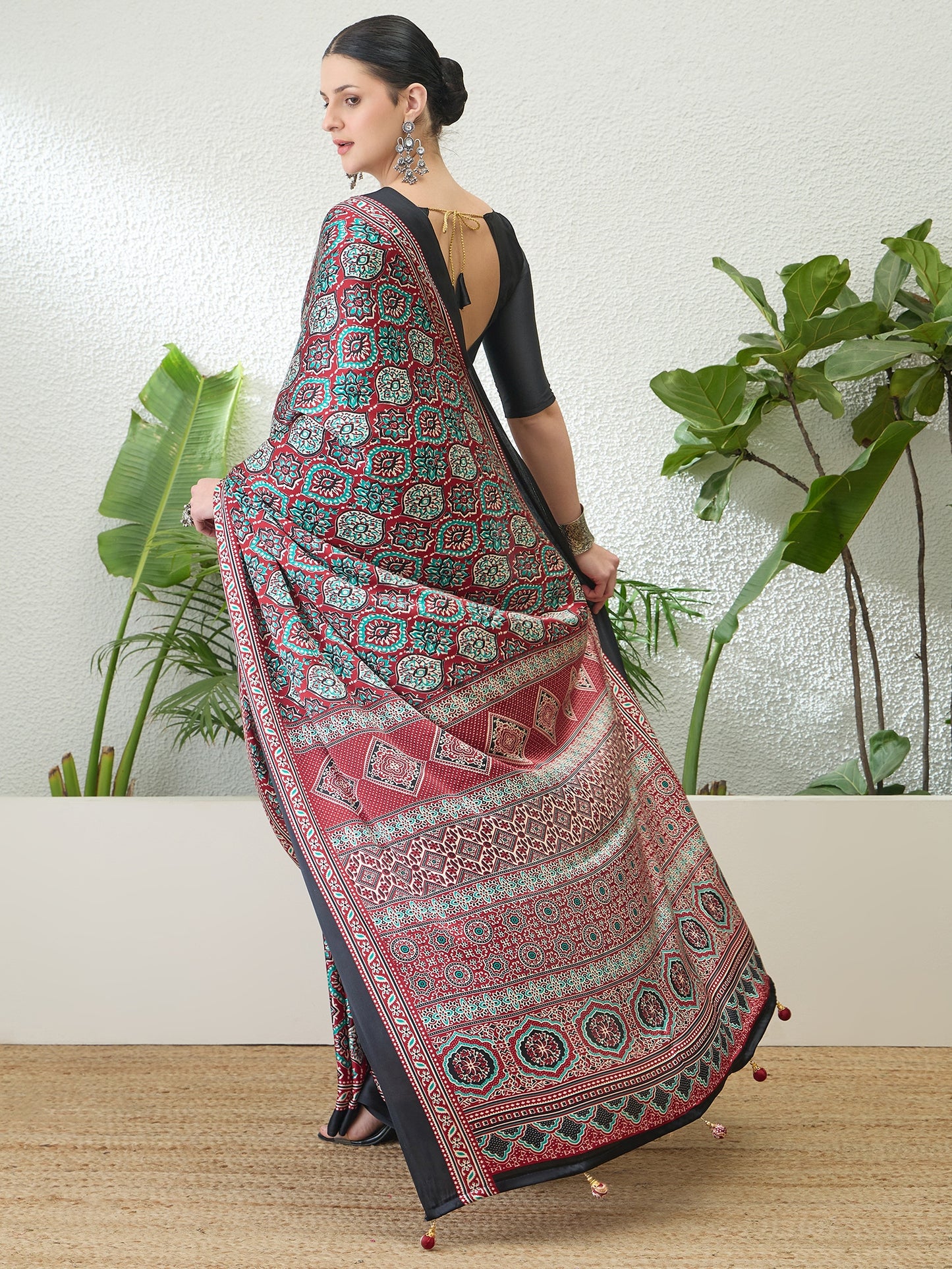 Black Crepe Silk Ready To Wear/Easy Saree by Stylebypanaash 
