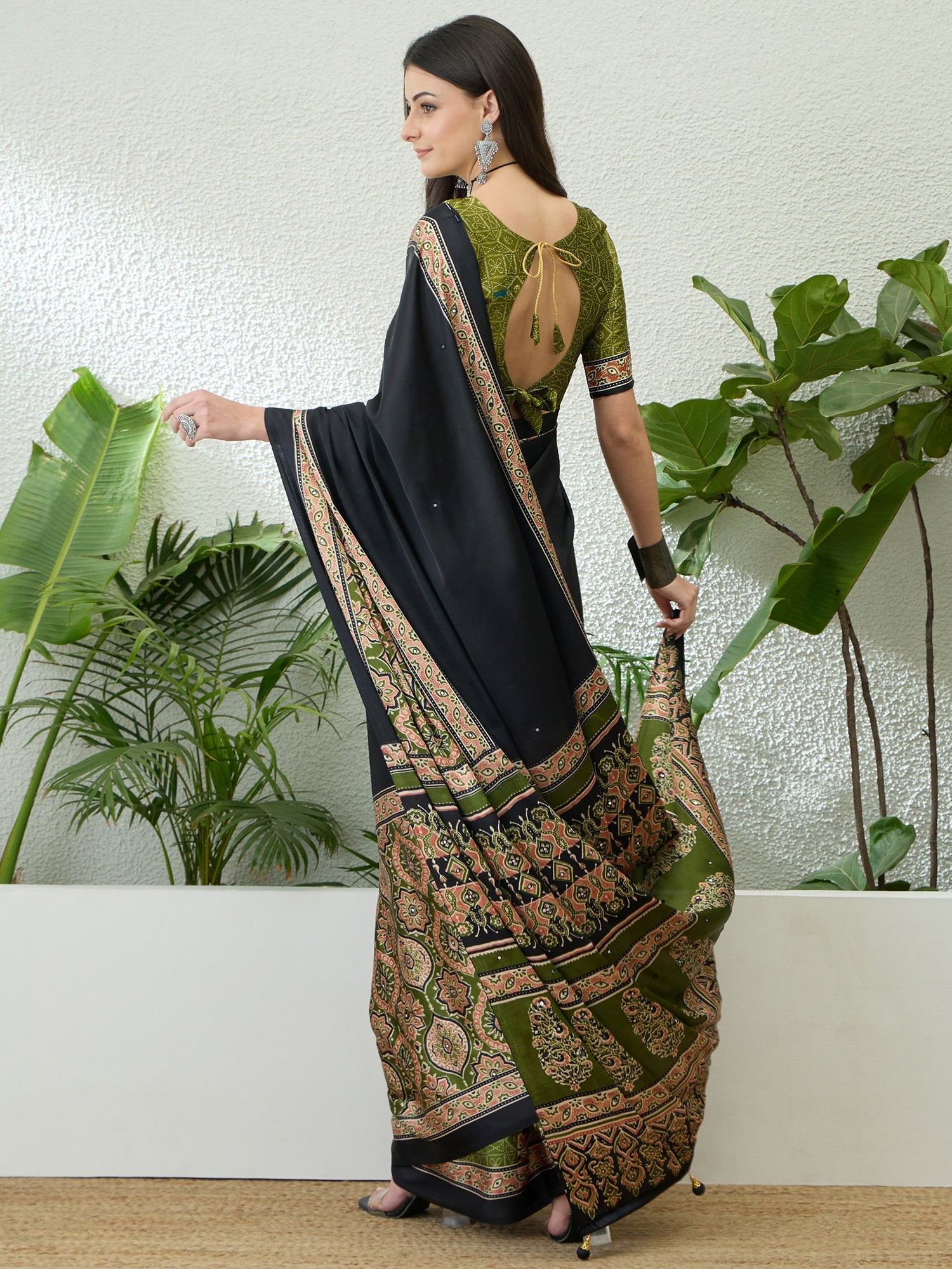 Black & Olive Green Crepe Silk Readymade/Easy Saree - Panaash Saree