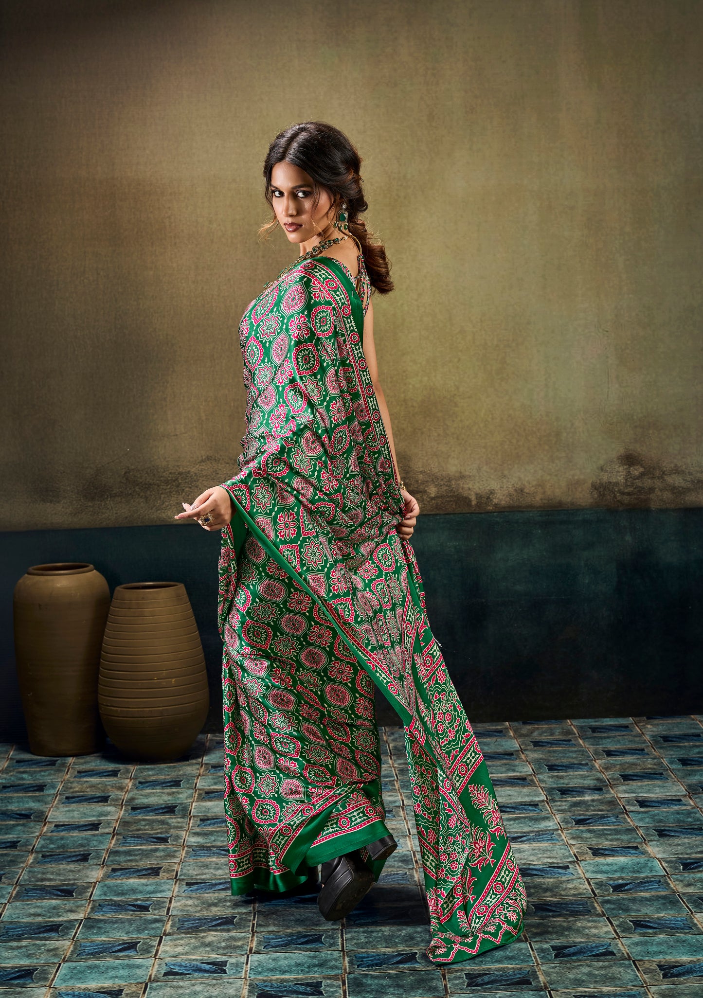 Green patterned easy saree modal silk, side drape with contrasting pink trim