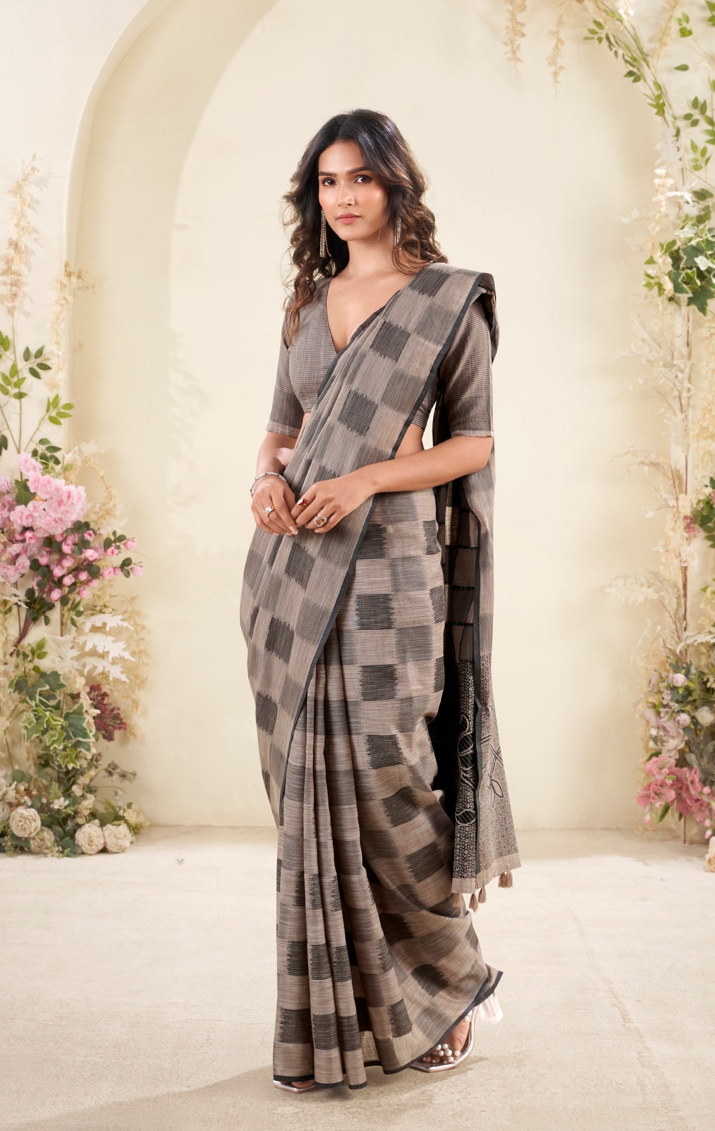 Grey Checks Linen Silk Office Wear Easy/Readymade Saree