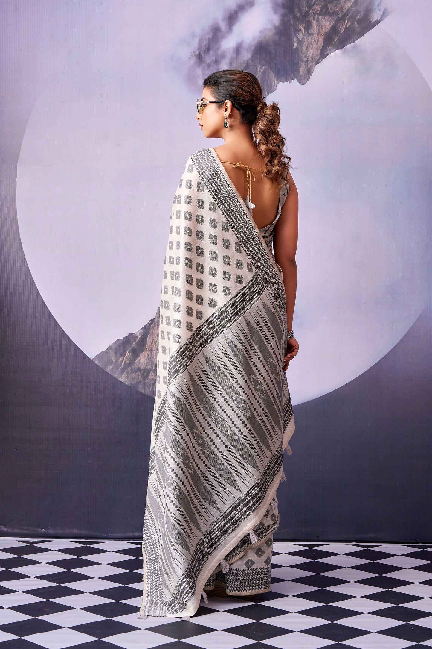 Grey & White Diamond Cotton Ready To Wear/Easy Saree by Stylebypanaash 