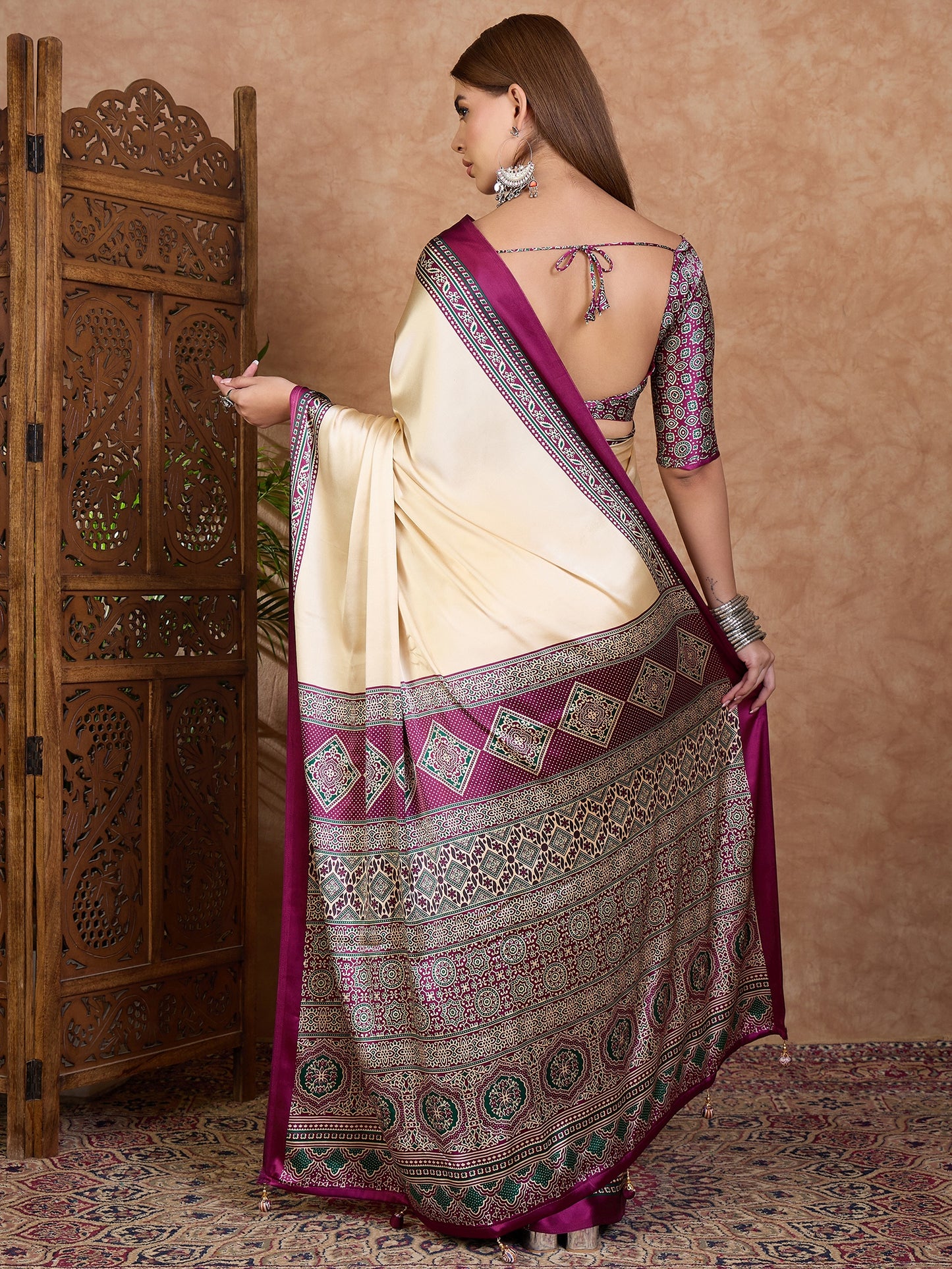 Cream and Magenta Crepe Silk Readymade/Easy Saree