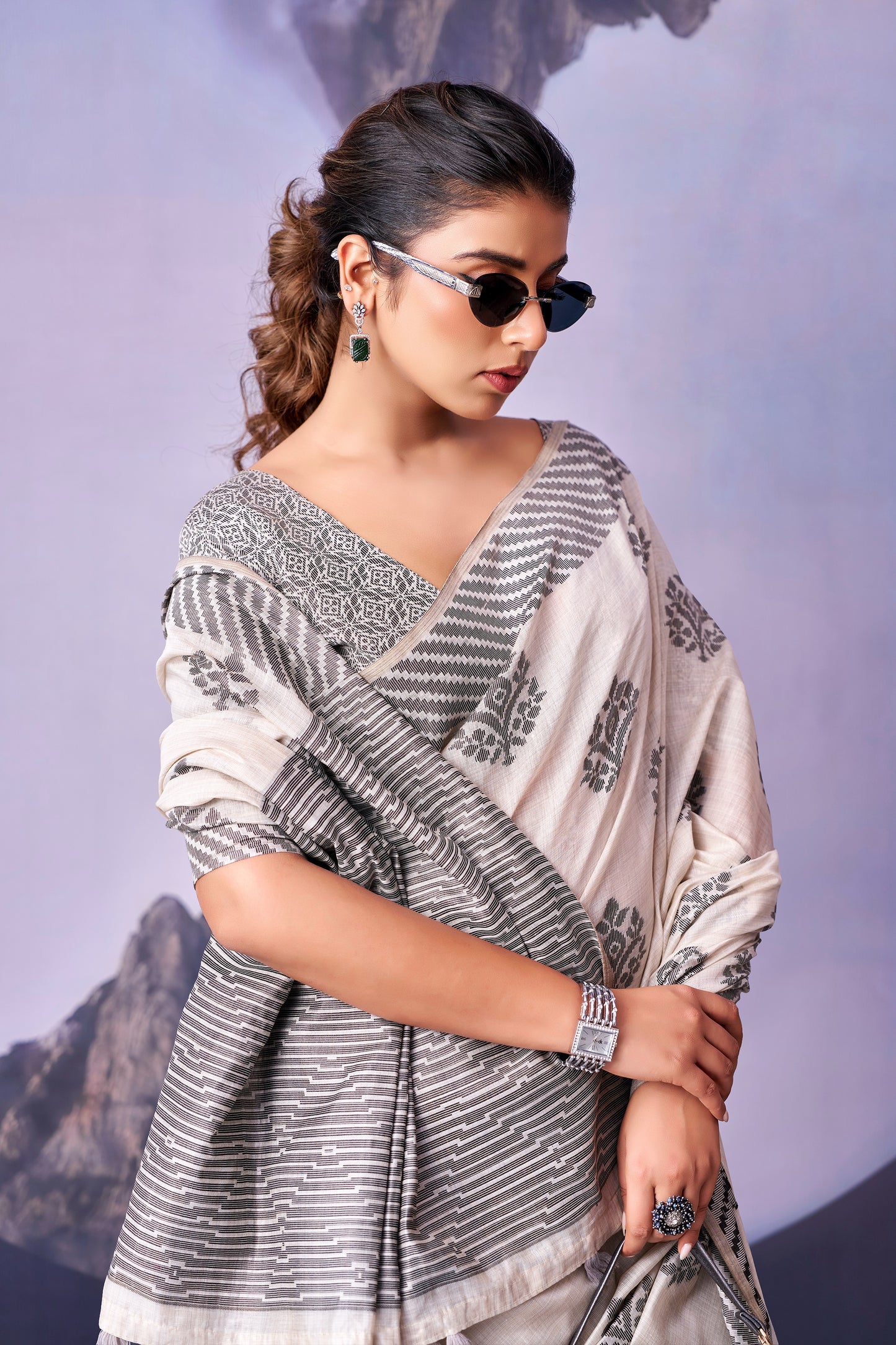 Grey & White Paisley Print Cotton Ready To Wear/Easy Saree by Stylebypanaash 