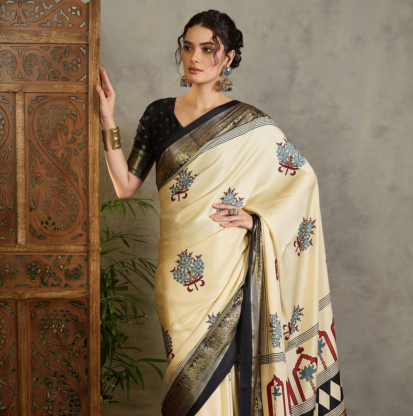 Ivory Crepe Silk Readymade/Easy Saree - Panaash Saree