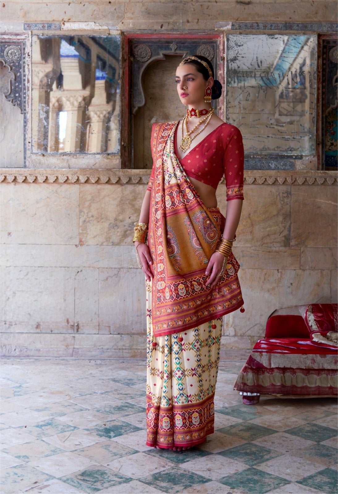 Off-White Patola Silk Readymade/Easy Saree