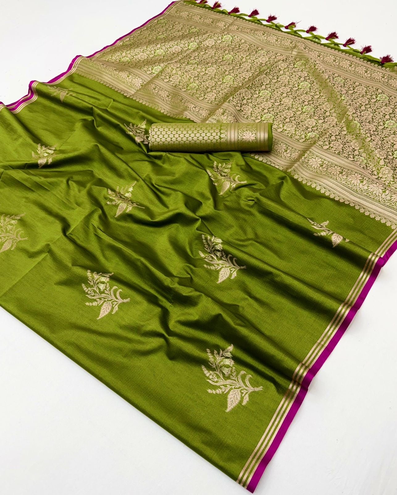 Leaf Green Linen Silk Ready To Wear/Easy Saree - Panaash Saree