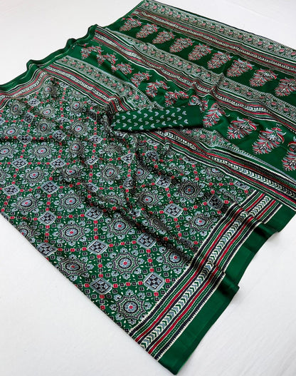 Green Crepe Silk Ready To Wear/Easy Saree - Panaash Saree