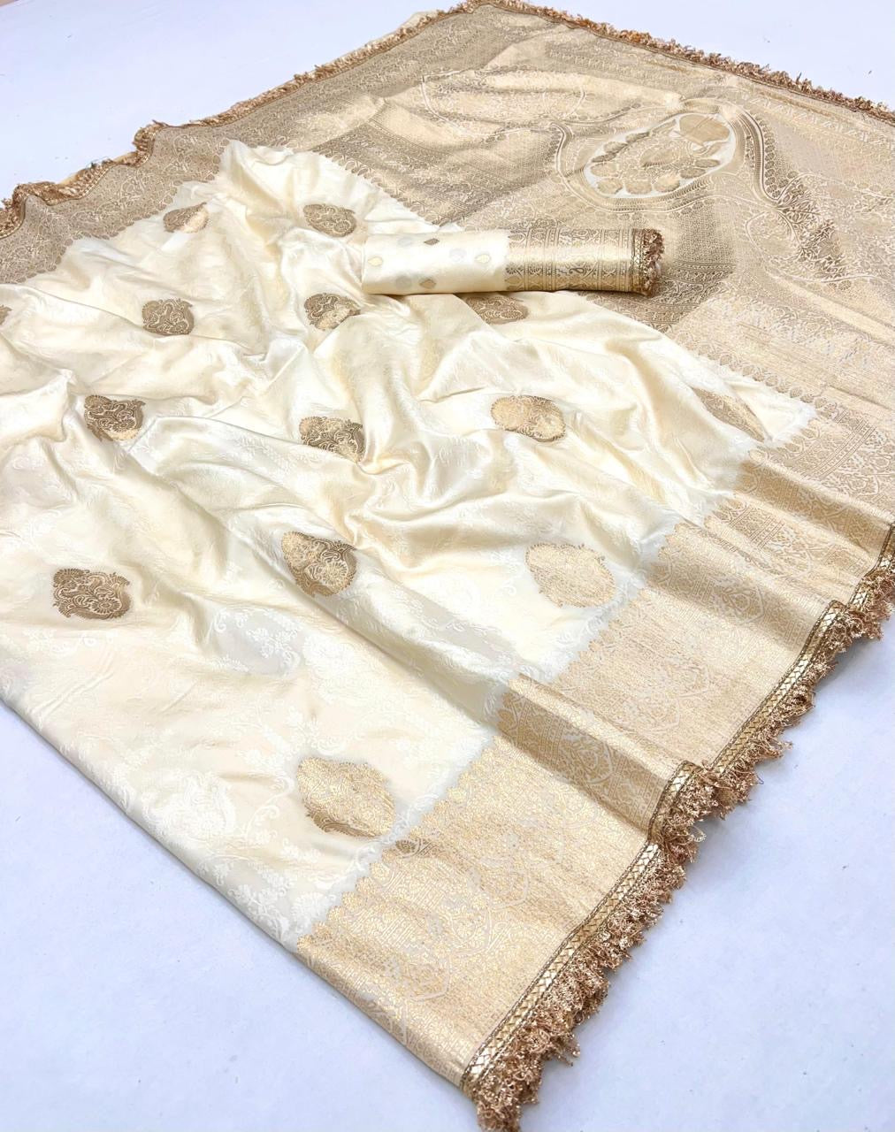 Ivory Banarasi Silk Readymade/Easy Saree
