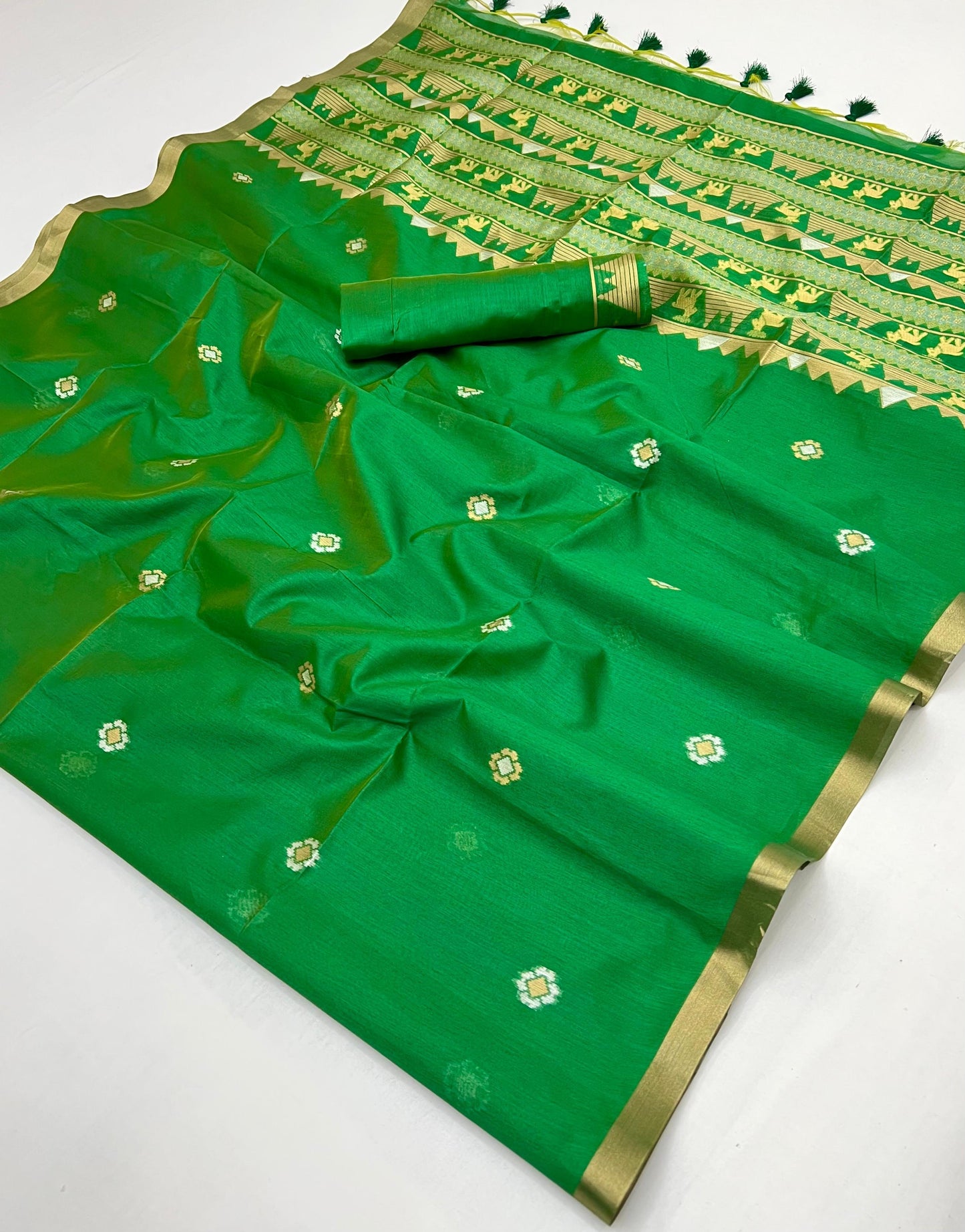 Green Munga Silk Ready To Wear/Easy Saree by Stylebypanaash