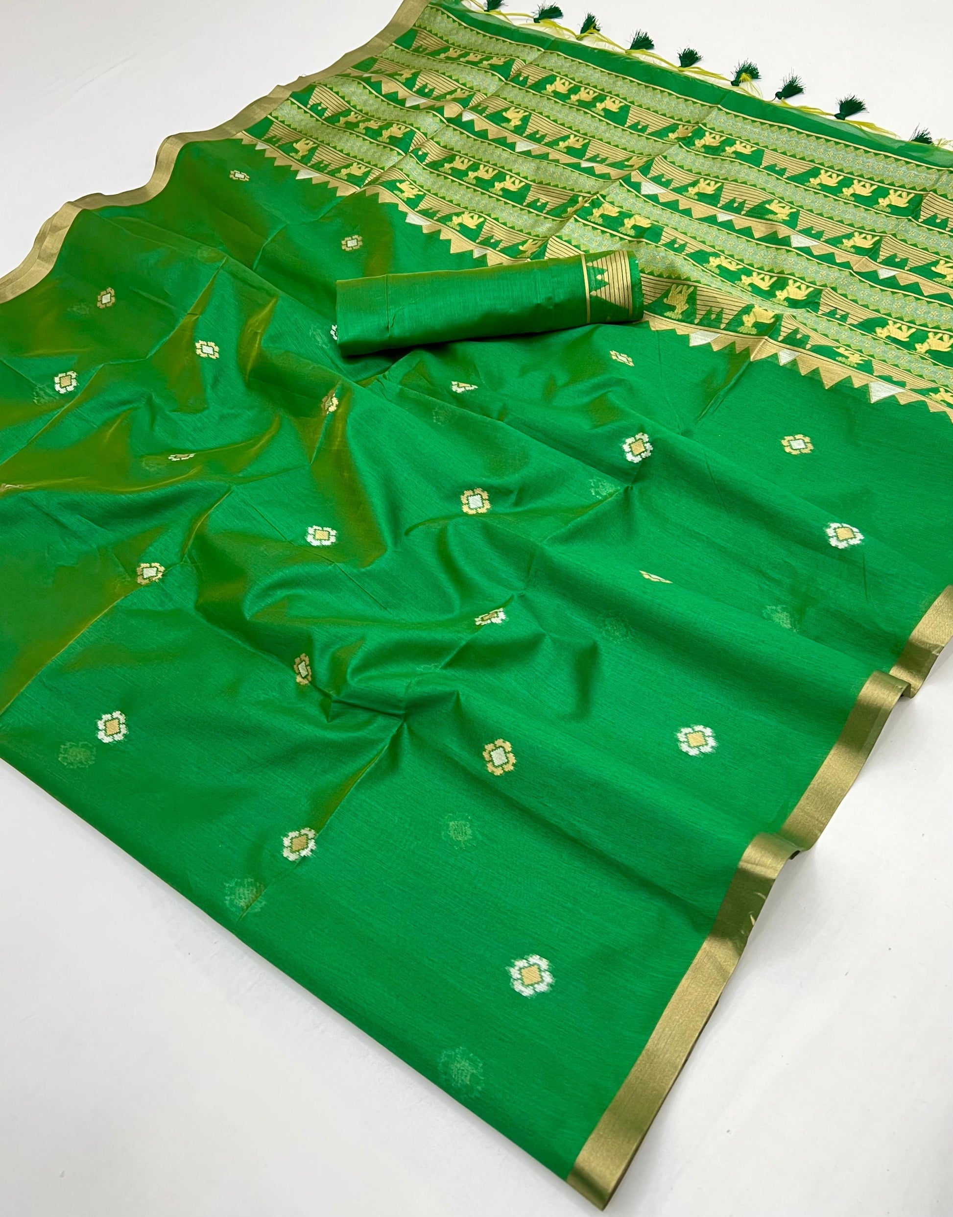 Green Munga Silk Ready To Wear/Easy Saree by Stylebypanaash