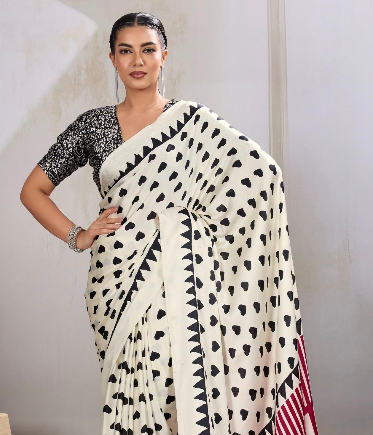 White Heart Dot Readymade Crepe Silk Saree