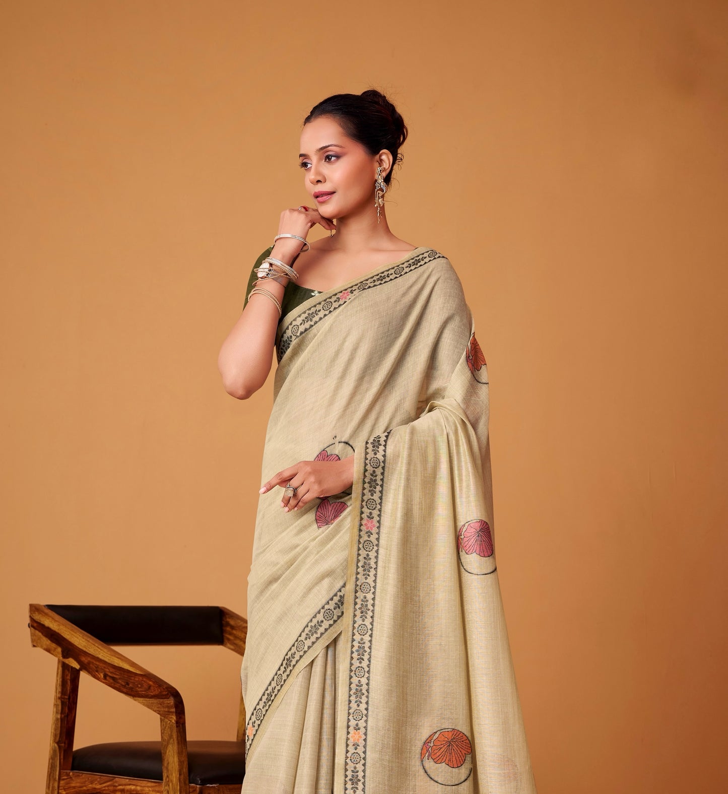 Light Beige Cotton Easy/Readymade Saree