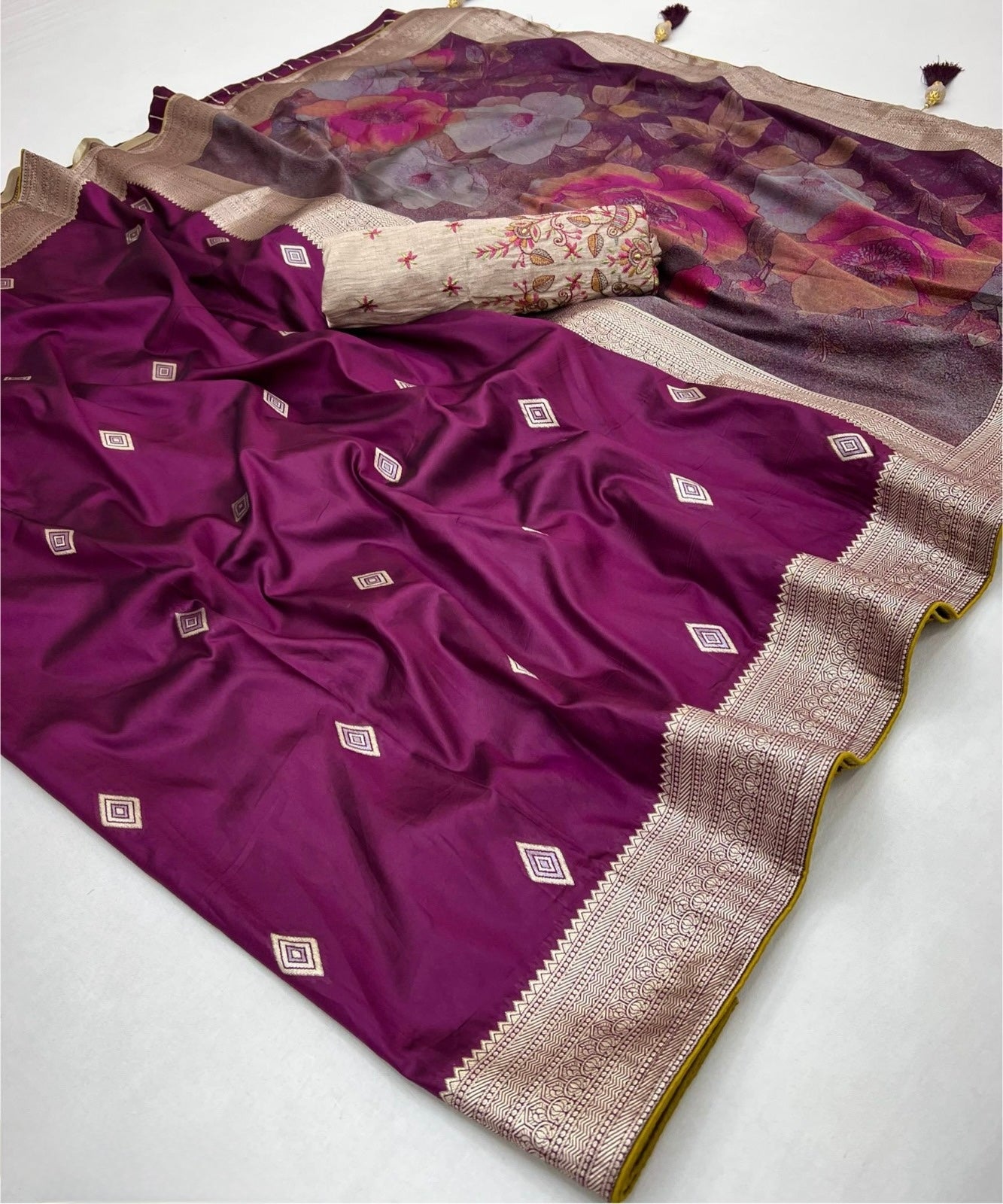 Magenta Color Banarasi Silk Readymade/Easy Saree