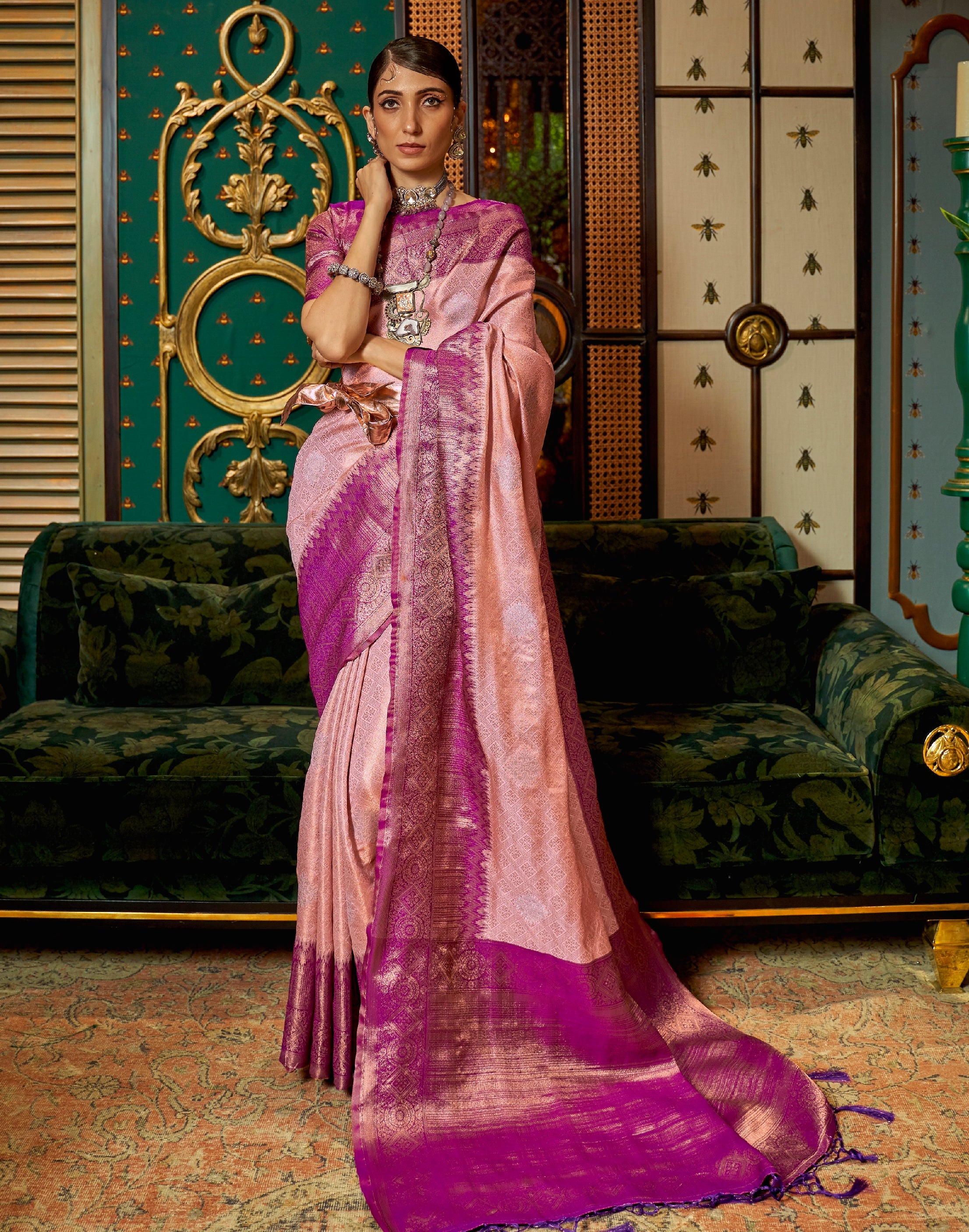 Unravelling The Enchanting Patterns Of Kanjivaram Silk Sarees - KALKI  Fashion Blog