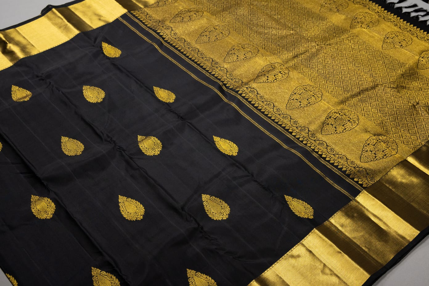 Jet Black Kanchipuram Handmade Silk Saree