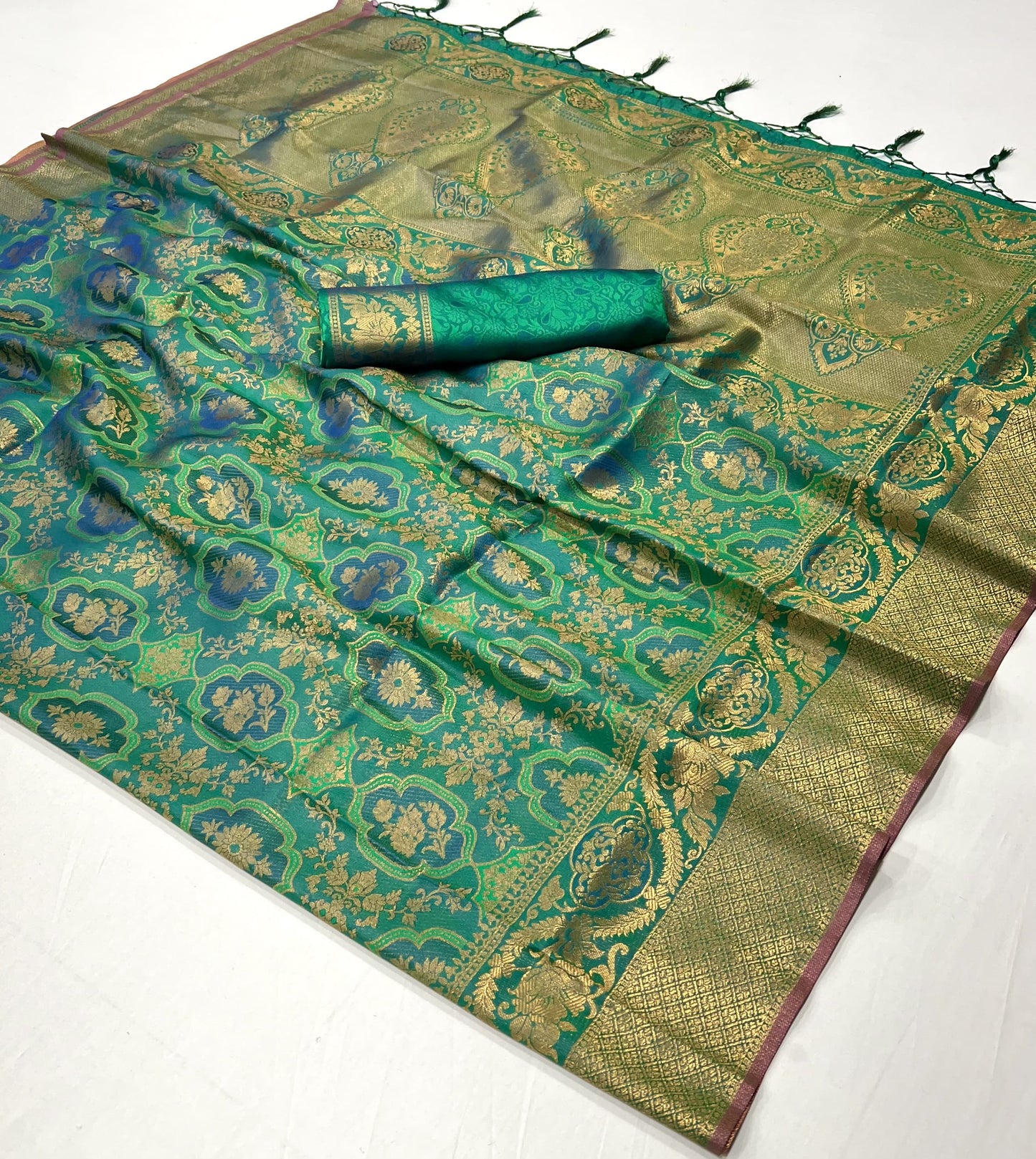 Green Kanjivaram Silk Readymade/Easy Saree