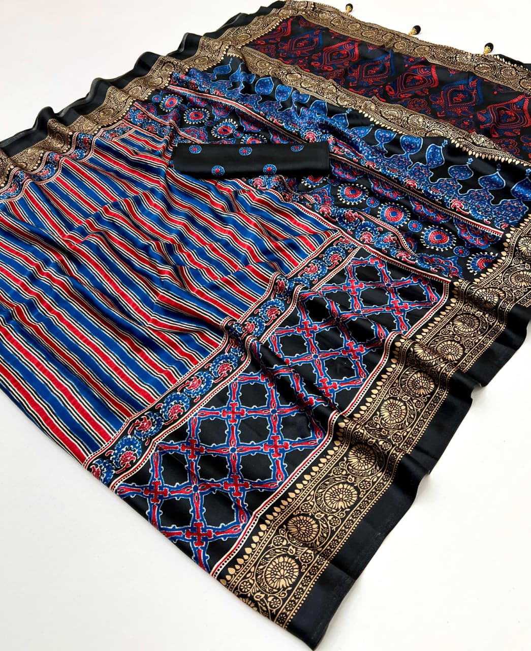 Black Stripe Crepe Silk Ready To Wear/Easy Saree