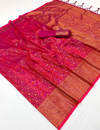 Magenta Kanjivaram Silk Ready To Wear/Easy Saree by Stylebypanaash