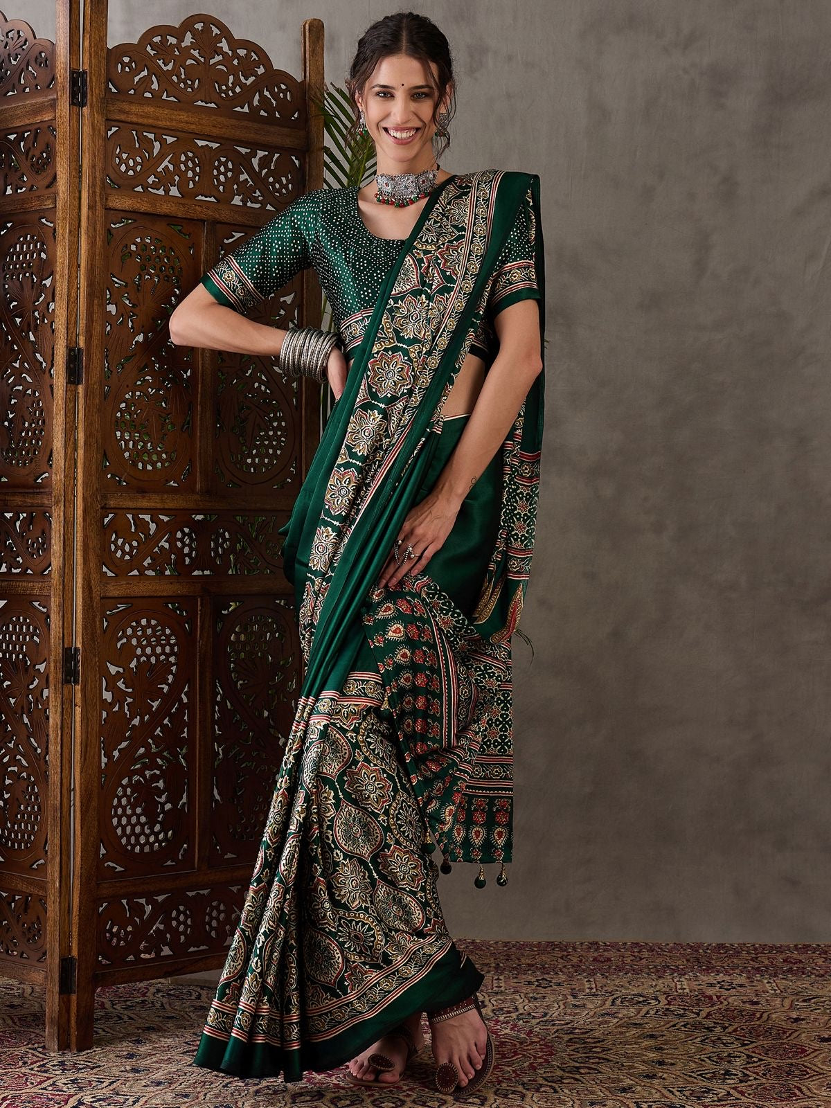 Green Crepe Silk Office wear Readymade/Easy Saree