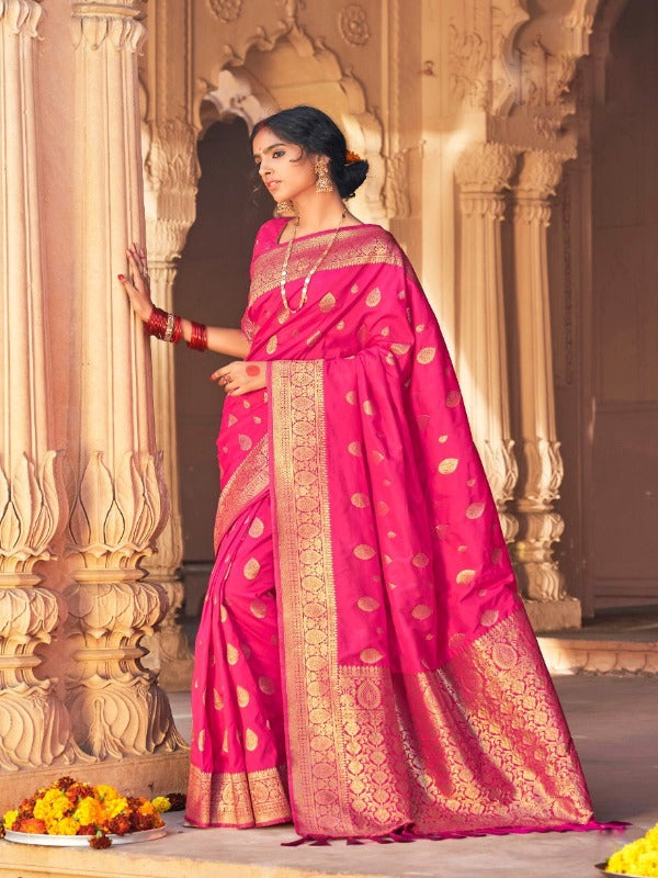 Amazing valentine special pink silk saree. - Panaash Saree