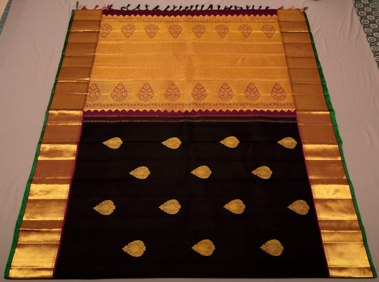 Fabulous Black Kanchipuram Silk Handmade Saree. - Panaash Saree